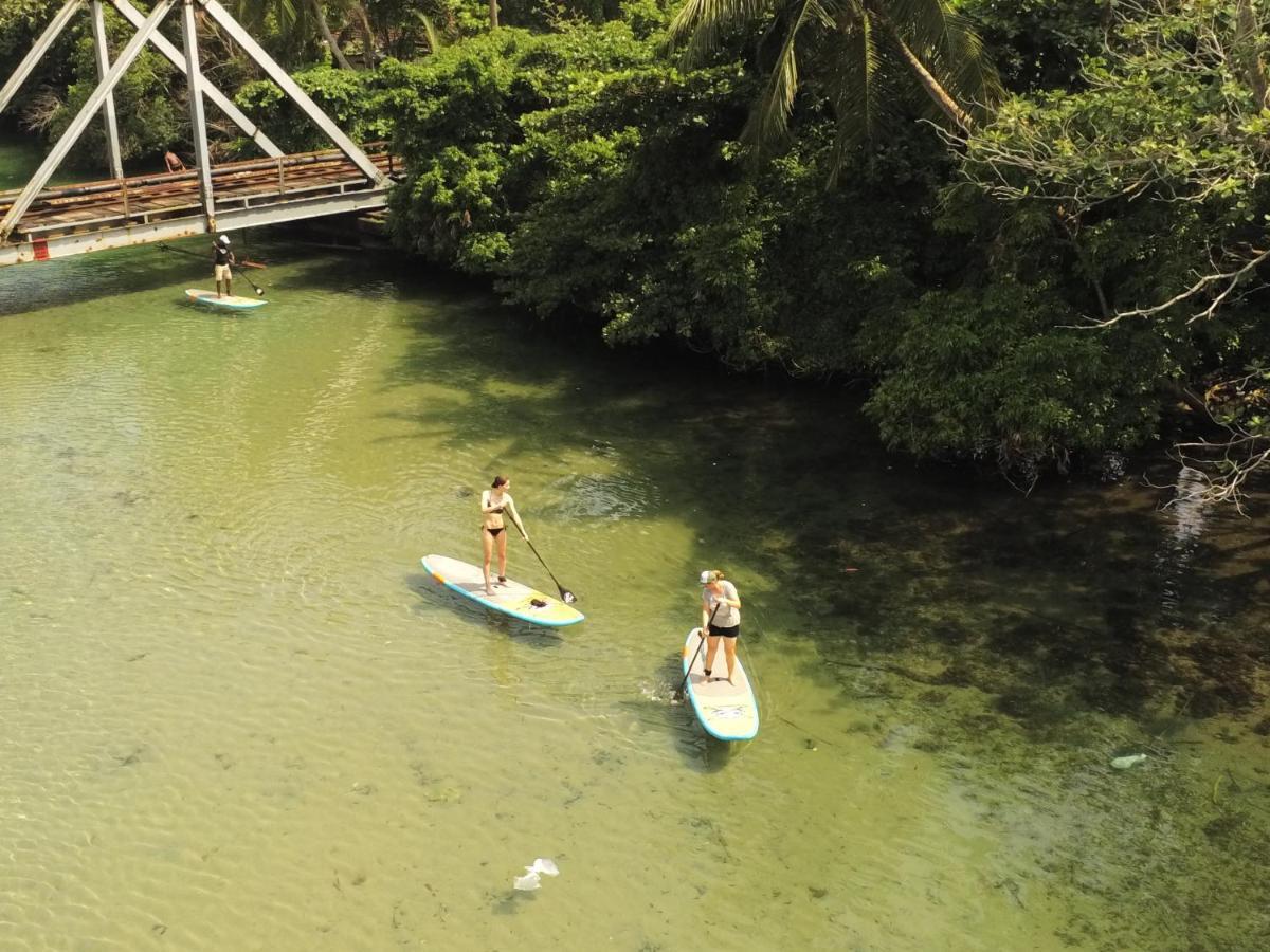Circus Lagoon Hideaway Bed and Breakfast Dodanduwa Exterior foto